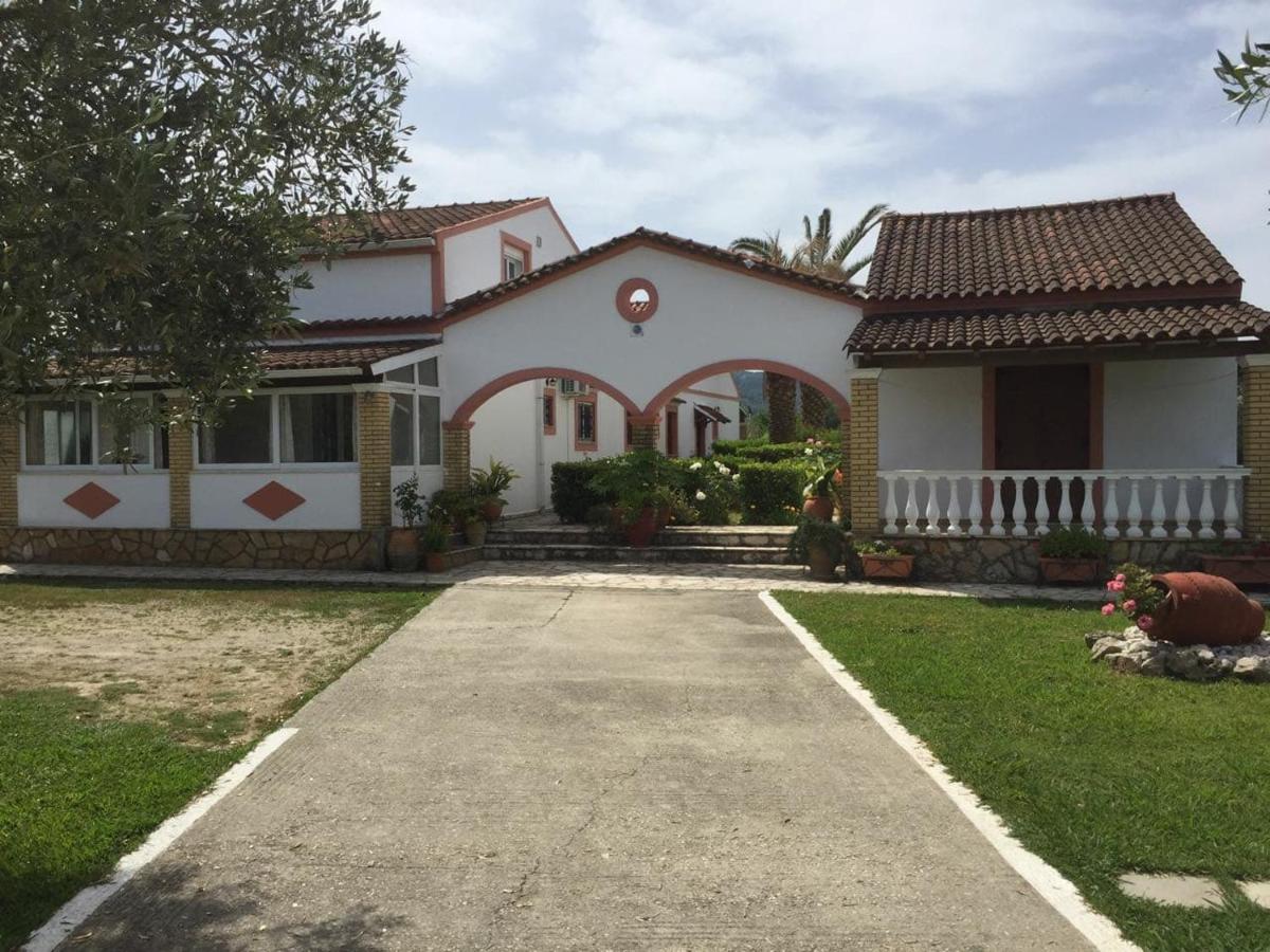 Villa Yannis Roda  Exterior photo