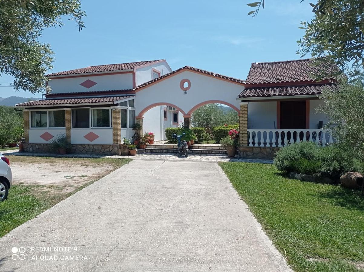 Villa Yannis Roda  Exterior photo